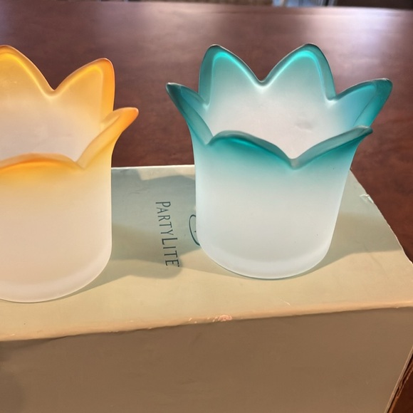 NWT PartyLite Jewel Frosted Tulip Glass Votive Tealite Candle Holders P7161 - Picture 2 of 5
